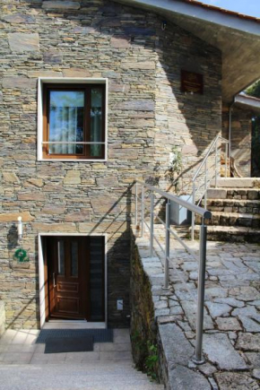 Spacious property in Bragança with lake and mountain view